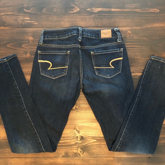 American Eagle Skinny Stretch Jeans. 🍁 - Picture 3 of 11